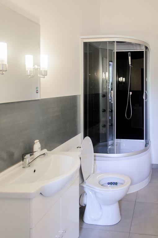 Mansion Josephina Apartment Cluj-Napoca Ngoại thất bức ảnh