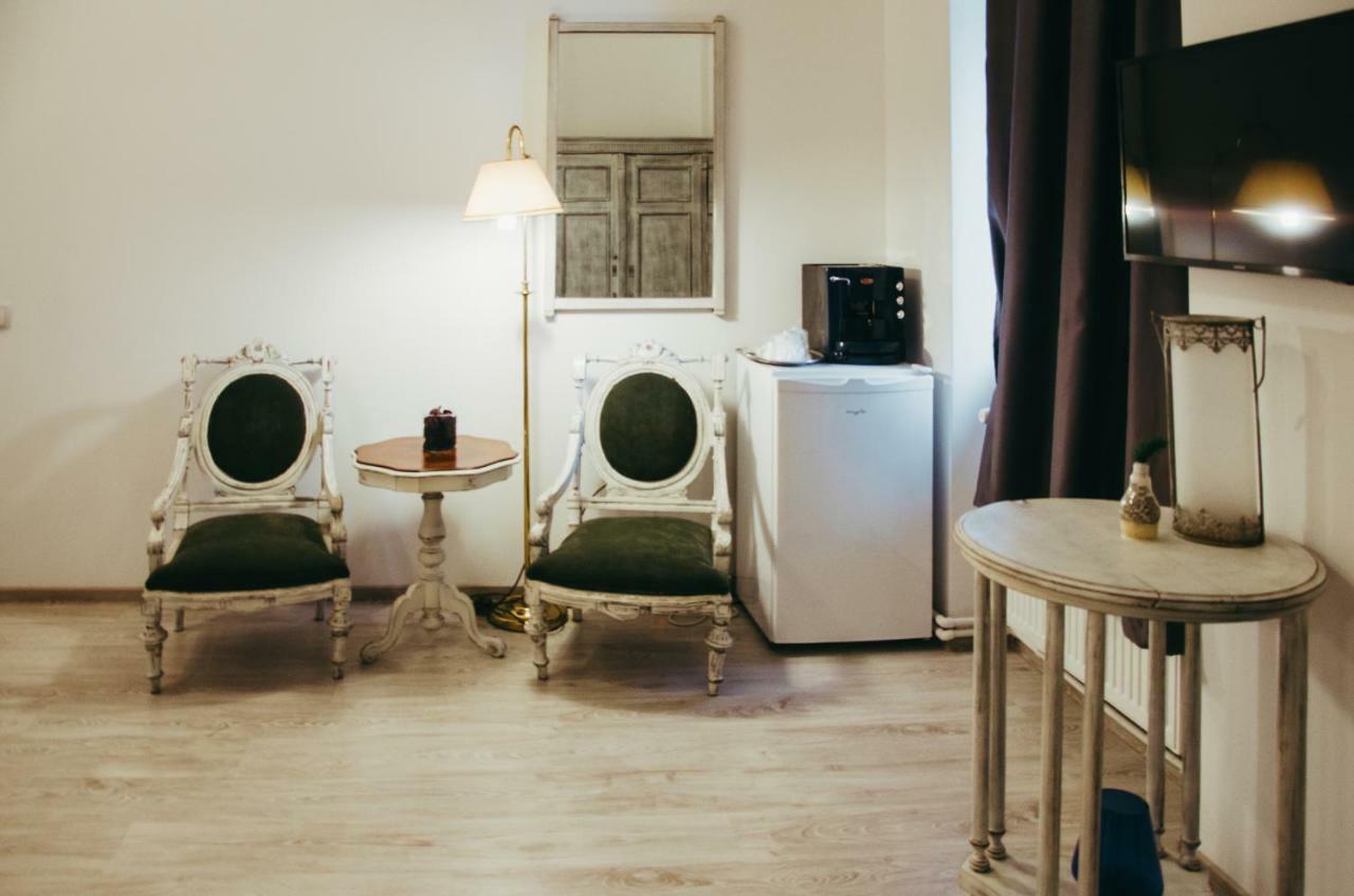 Mansion Josephina Apartment Cluj-Napoca Ngoại thất bức ảnh
