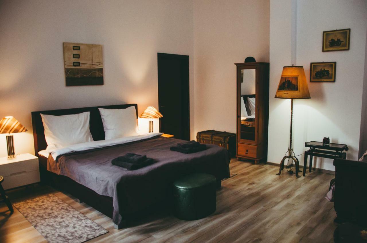 Mansion Josephina Apartment Cluj-Napoca Ngoại thất bức ảnh